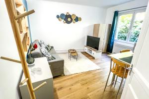 AC - Quiet - Close to the Popes Palace