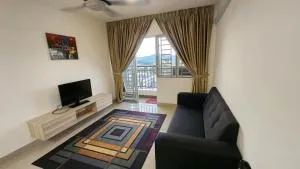 Kana's cosy abode - Kampong Bukit Hijau