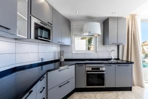 Ocean View 4 Bed Villa in Costa Adeje