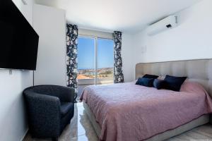 Ocean View heated pool villa