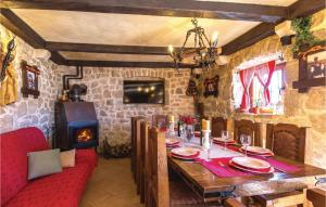 Cozy Home In Podgora With Sauna 