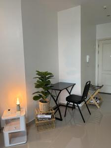 Cozy Studio with City View & Pool Access in Makati