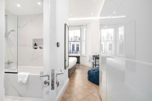 Modern 2 bed en-suite Chelsea