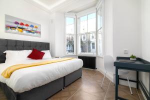 Modern 2 bed en-suite Chelsea