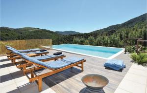 Awesome Home In St Nazaire De Ladarez