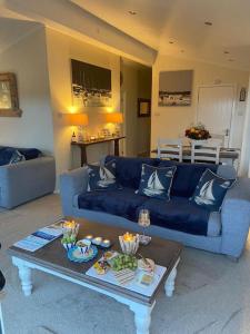 Superior Stays at Sunset Lodge
