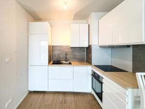 Appartements L-Acacia - Moderne avec grand balcon : photos des chambres