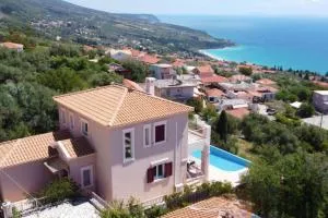 Villa Ionion Pelagos - infinity pool with magnificent sea views! - Vlachata