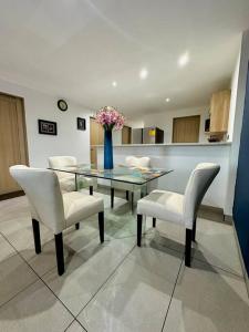 Cool Spot By Rooftop Masferrer