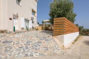 Tumeremos Holiday Apartment 3BR Private BBQ Garden