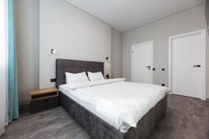 Nyvky Like Home - Manchattan City - Простора кв 335