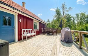 Nice Home In Kåphult With Kitchen