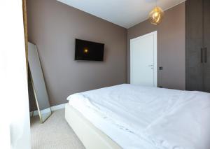 Nyvky Like Home - Файна Таун з басейном - Кв 398