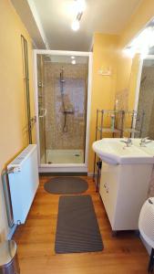 PARME Appt spacieux et calme plein sud, vue panoramique