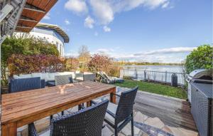 Ferienhaus Mit Seepanorama