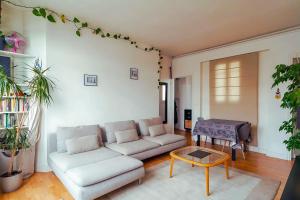 2 pièces proche Palais des Congrès