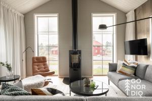 The Black Deer Lodge