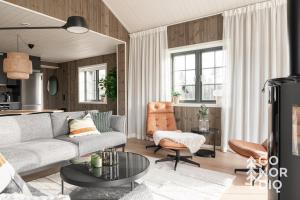 The Black Deer Lodge