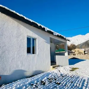 White House in Mestia - Soli