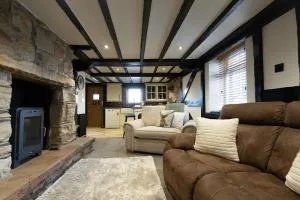 WILSONS COTTAGE - Cosy Cottage based in the Lake District - 温斯卡尔斯