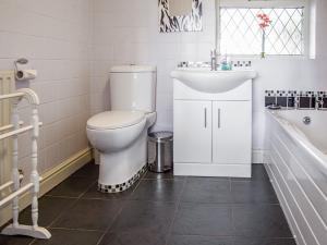 Ash Cottage E1224
