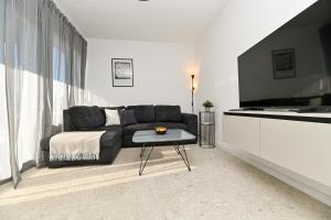 MAV Apt, New, Modern, near old town, free parking