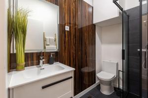 Bright apartment with garden