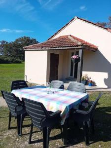 Maisons de vacances Gite La Petite Roche : photos des chambres