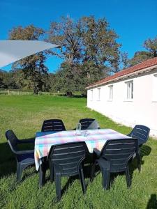 Maisons de vacances Gite La Petite Roche : photos des chambres