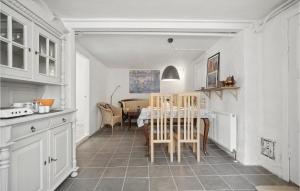 Beautiful Apartment In Hurup Thy