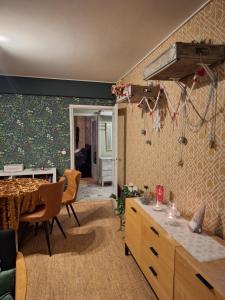 Alice Apartment - main street