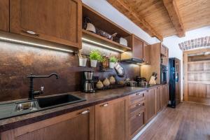 MY DALMATIA - Authentic villa Dumina with private heated pool