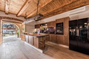 MY DALMATIA - Authentic villa Dumina with private heated pool and sauna