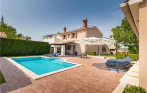 Lovely Home In Sv,kirin With Kitchen 