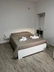 La Trinacria - 卡尔塔吉罗