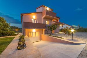 MY DALMATIA - Villa Simone with private pool and beautiful garden