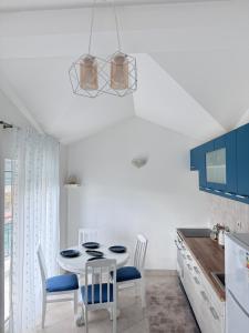 Boka Vista Sea View & Swimming pool