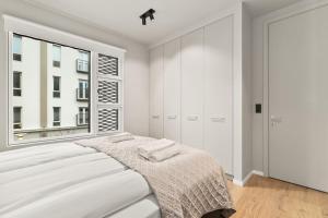 City Lux 2BR & 2BA with Free Parking City Center