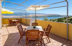 1 Bedroom Lovely Apartment In Bosana 