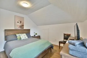 Chambre 305 de l'hôtel Victoria confortable et moderne - Saint-Pascal