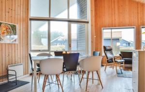 Three-Bedroom Holiday Home In Ulfborg