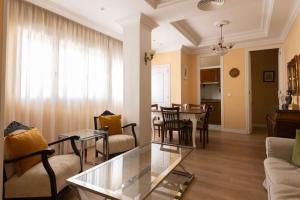 Central Apartment Sleeps 6 Fast Wi-Fi 2 Bathrooms