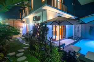 Villa Dua Warna Dencarik - 4hvězdičkové hotely ve městě Lovina