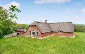 Lovely Home In Ulfborg With Sauna - Øby