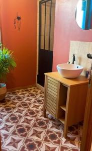 Maisons de vacances Maison Spacieuse Jacuzzi Wifi Netflix : photos des chambres