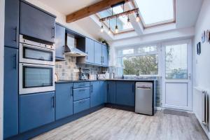 Lobster Cottage - 3 Bedroom Cottage - Tenby