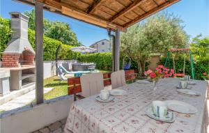 Amazing Home In Kostrena