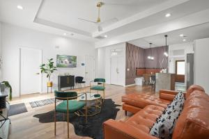 The Black Bungalow-Mins to Mercedes Benz Stadium