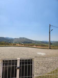 Aluga-se casa com area gourmet