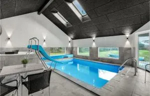 Cozy Home In Rømø With Sauna - Mølby